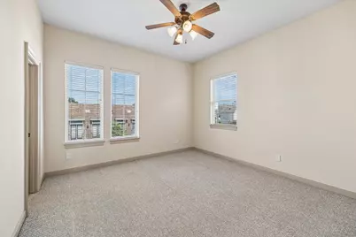 903 Asbury Street, Houston, TX 77007 - Photo 16