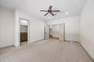 903 Asbury St, Houston, TX 77007 - Photo 6