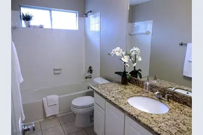 14 Paddock Pines Place, The Woodlands, TX 77382 - Photo 18