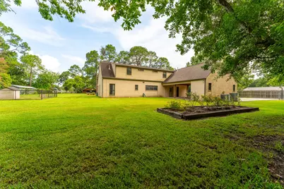 2210 Rita Street, El Campo, TX 77437 - Photo 20