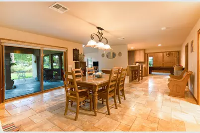 2210 Rita Street, El Campo, TX 77437 - Photo 6