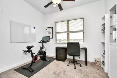 11012 Mikula Drive, Houston, TX 77043 - Photo 18
