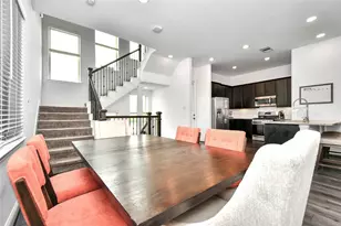 11012 Mikula Dr, Houston, TX 77043 - Photo 32