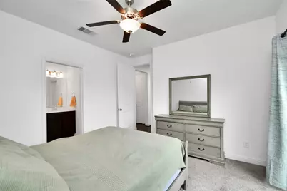 11012 Mikula Drive, Houston, TX 77043 - Photo 46