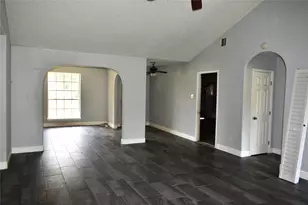 11631 Corkwood Dr, Houston, TX 77089 - Photo 6