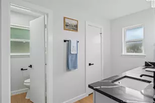 6114 Valkeith Dr, Houston, TX 77096 - Photo 6