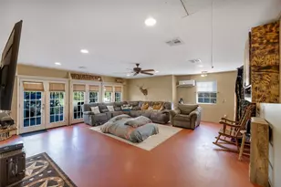 90 Fishermans Bnd Dr, Point Blank, TX 77364 - Photo 18