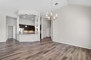 23309 Zinfandel Dr, Alvin, TX 77511 - Photo 14