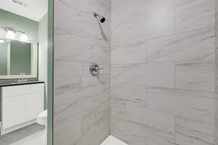 5714 Peacock St, Houston, TX 77033 - Photo 22