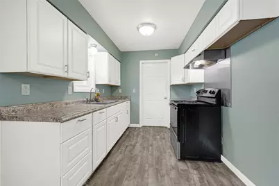 5714 Peacock Street, Houston, TX 77033 - Photo 12