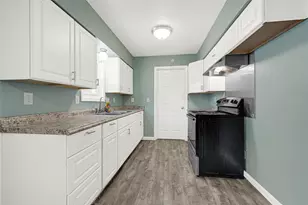 5714 Peacock St, Houston, TX 77033 - Photo 12