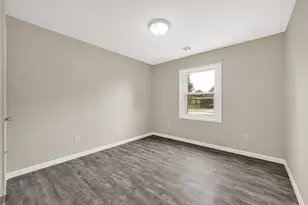 5714 Peacock St, Houston, TX 77033 - Photo 18