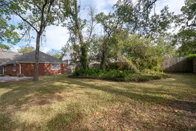 15510 Park Estates Lane, Houston, TX 77062 - Photo 24