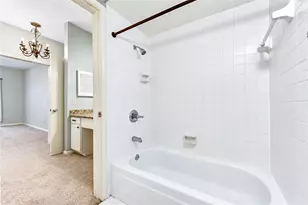 2400 N Braeswood Blvd, Houston, TX 77030 - Photo 34