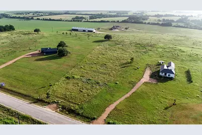 334 Vineyard View Trail, Carmine, TX 78932 - Photo 1