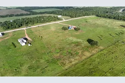 334 Vineyard View Trail, Carmine, TX 78932 - Photo 8