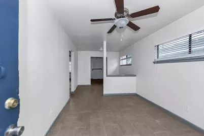 4203 Hirsch Road #2, Houston, TX 77026 - Photo 4