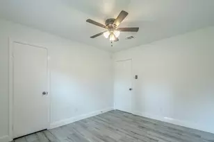 9818 Toucan Ln, Conroe, TX 77385 - Photo 16
