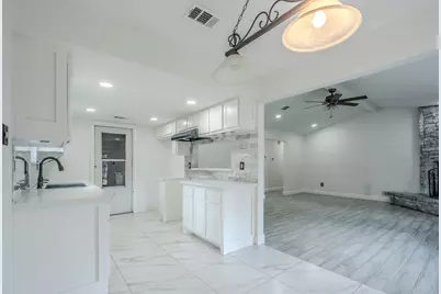 9818 Toucan Lane, Conroe, TX 77385 - Photo 6