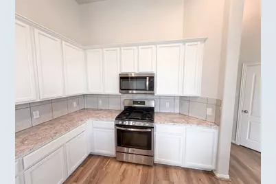 7820 Amber Court, Texas City, TX 77591 - Photo 2