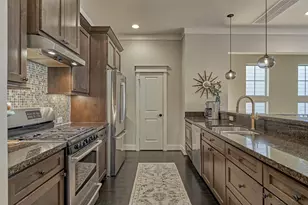 1114 W 15th St, Houston, TX 77008 - Photo 10