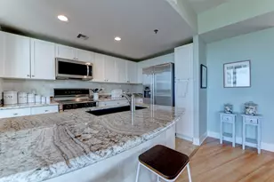 801 E Beach Dr, Galveston, TX 77550 - Photo 6
