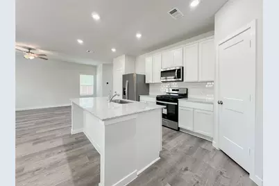 7806 Alset Dr, Magnolia, TX 77354 - Photo 12