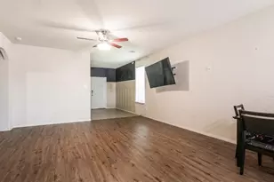 10010 Yanet Grove Ln, Houston, TX 77044 - Photo 8