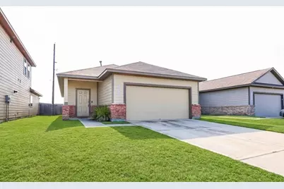 10010 Yanet Grove Lane, Houston, TX 77044 - Photo 1
