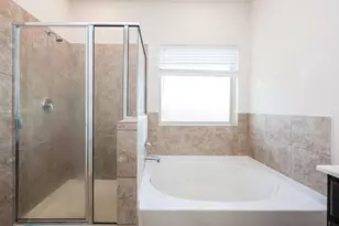 10010 Yanet Grove Ln, Houston, TX 77044 - Photo 18