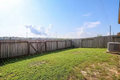 10010 Yanet Grove Lane, Houston, TX 77044 - Photo 28