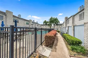 346 Wilcrest Dr, Houston, TX 77042 - Photo 22