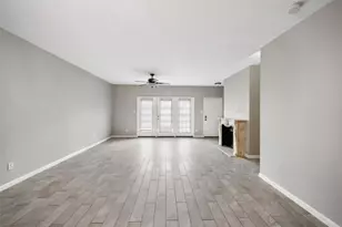 346 Wilcrest Dr, Houston, TX 77042 - Photo 6