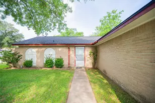 7603 Wovenwood Ln, Houston, TX 77041 - Photo 1