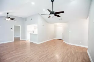 7603 Wovenwood Ln, Houston, TX 77041 - Photo 16