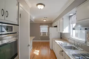 11746 N Evelyn Cir, Houston, TX 77071 - Photo 10