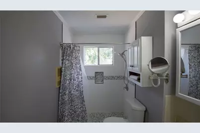 11746 N Evelyn Circle, Houston, TX 77071 - Photo 16