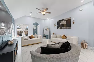 822 Green Pines Forest, Houston, TX 77067 - Photo 4