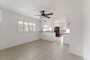 983 W Donovan St, Houston, TX 77091 - Photo 32
