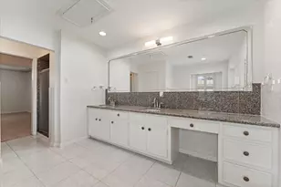 983 W Donovan St, Houston, TX 77091 - Photo 24