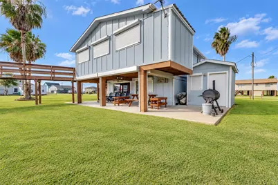 1913 County Road 201, Sargent, TX 77414 - Photo 42