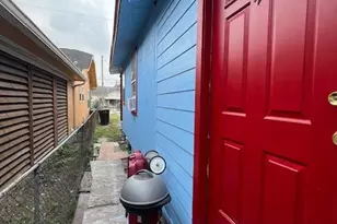 6617 Avenue H, Houston, TX 77011 - Photo 8