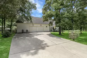 30311 N Holly Oaks Cir, Magnolia, TX 77355 - Photo 34