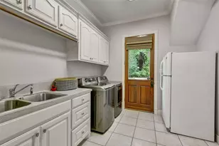 30311 N Holly Oaks Cir, Magnolia, TX 77355 - Photo 18