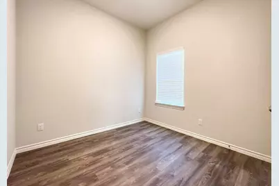 306 Helen Street, Cleveland, TX 77328 - Photo 10
