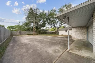 1019 Reseda Dr, Houston, TX 77062 - Photo 28