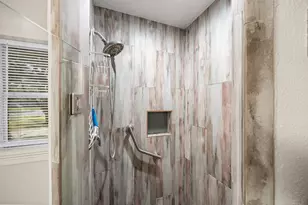 10319 Old Orchard Rd, La Porte, TX 77571 - Photo 14