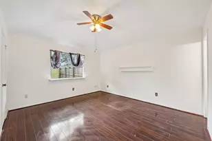 19927 Sutton Falls Dr, Cypress, TX 77433 - Photo 14