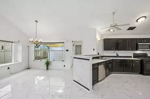 19927 Sutton Falls Dr, Cypress, TX 77433 - Photo 8