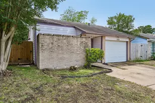 19927 Sutton Falls Dr, Cypress, TX 77433 - Photo 2